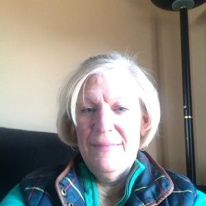 Meet your Posher, Cynthia